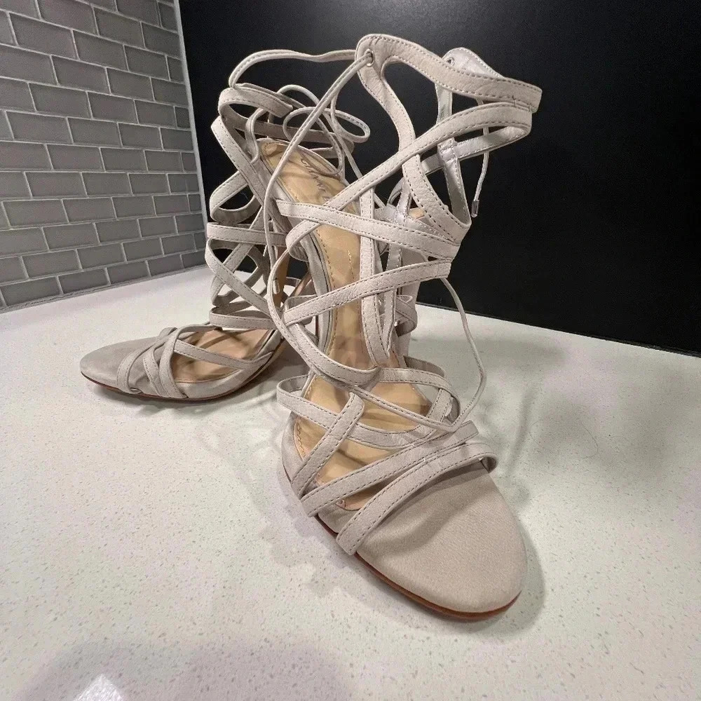 Gianni Bini Tan Suede Tie Up Heels Size 10